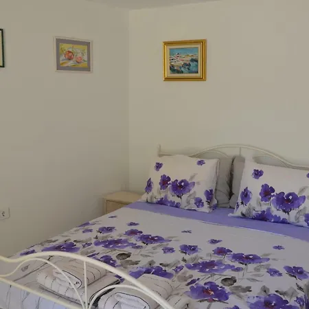 Mileta アパート *